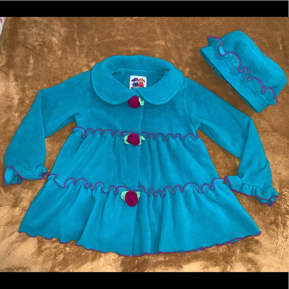 Lovely warm coat for your little girl
